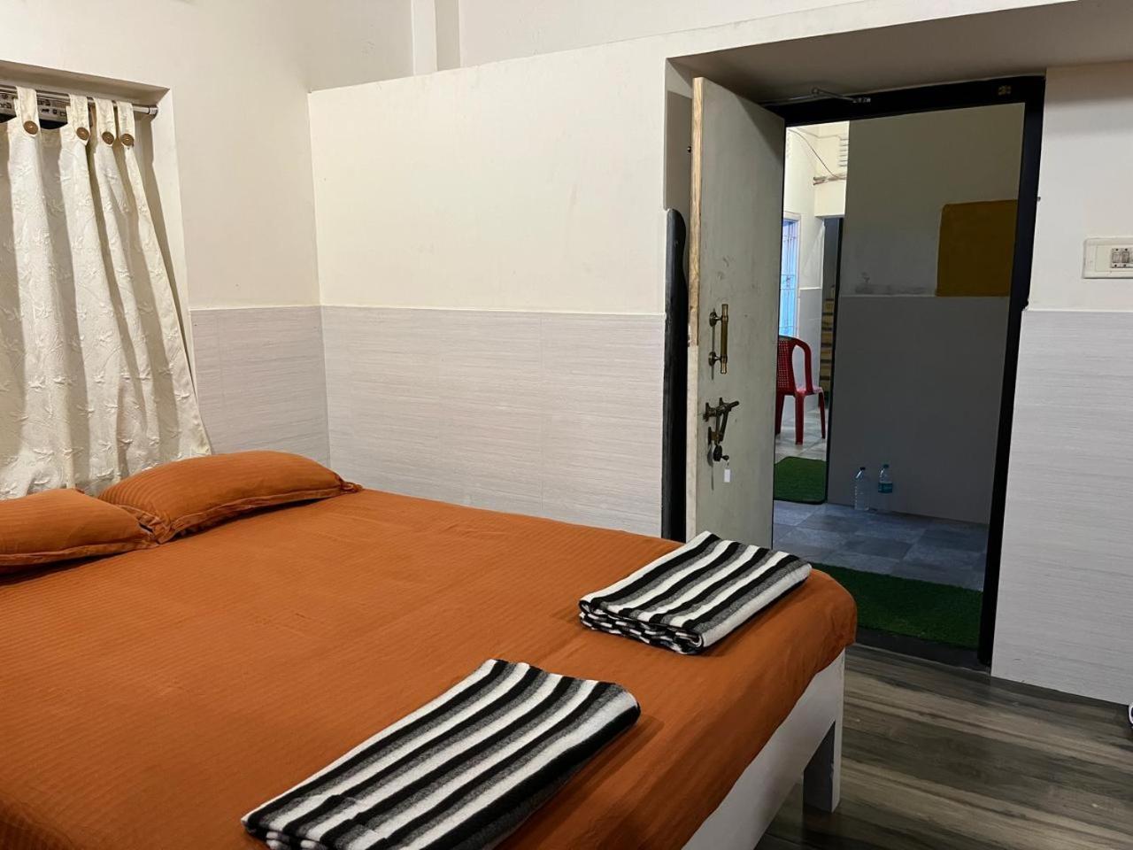 Nirman Homestay 5 Minutes Walk To Beach Puri Exterior photo