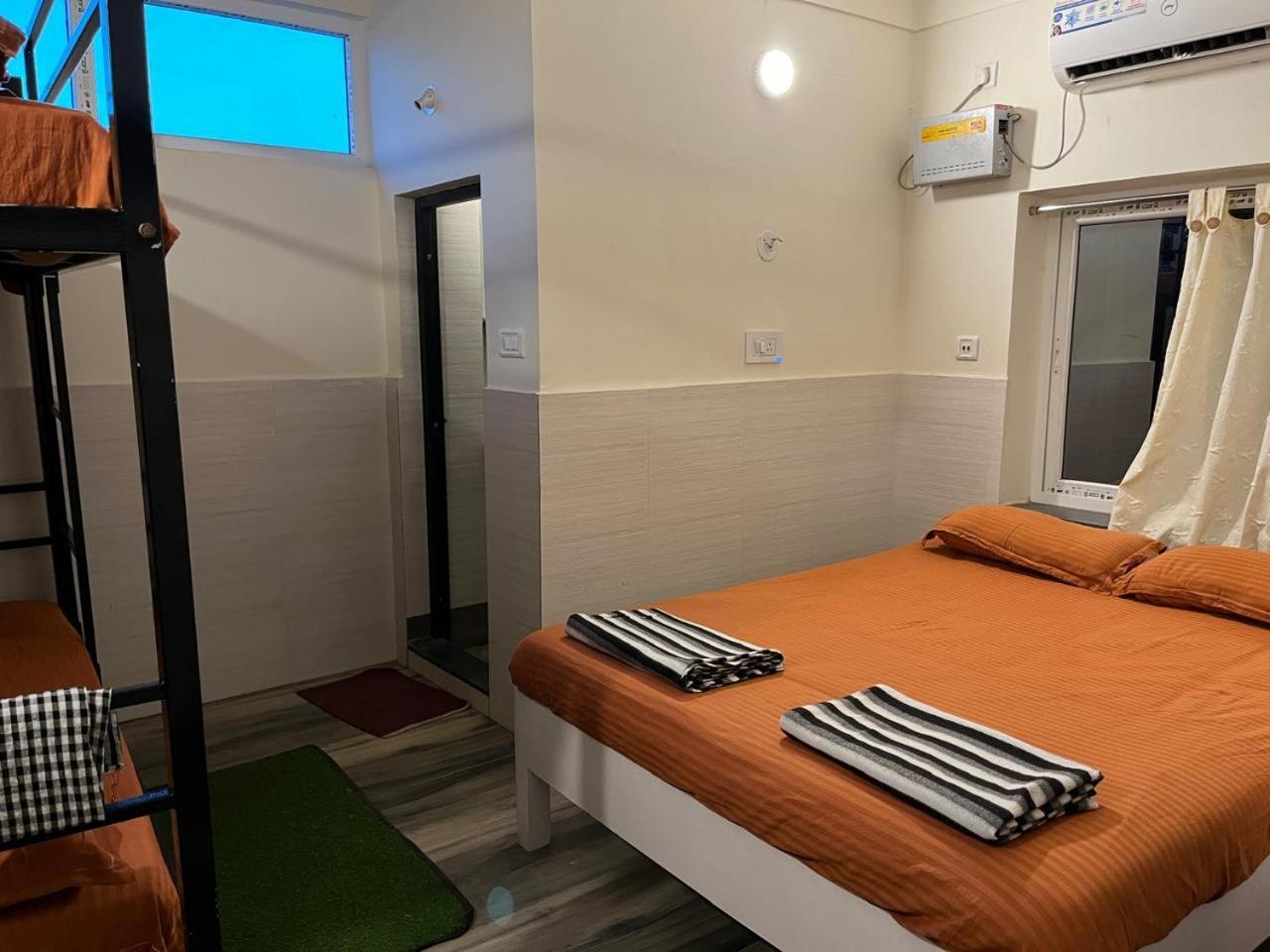 Nirman Homestay 5 Minutes Walk To Beach Puri Exterior photo