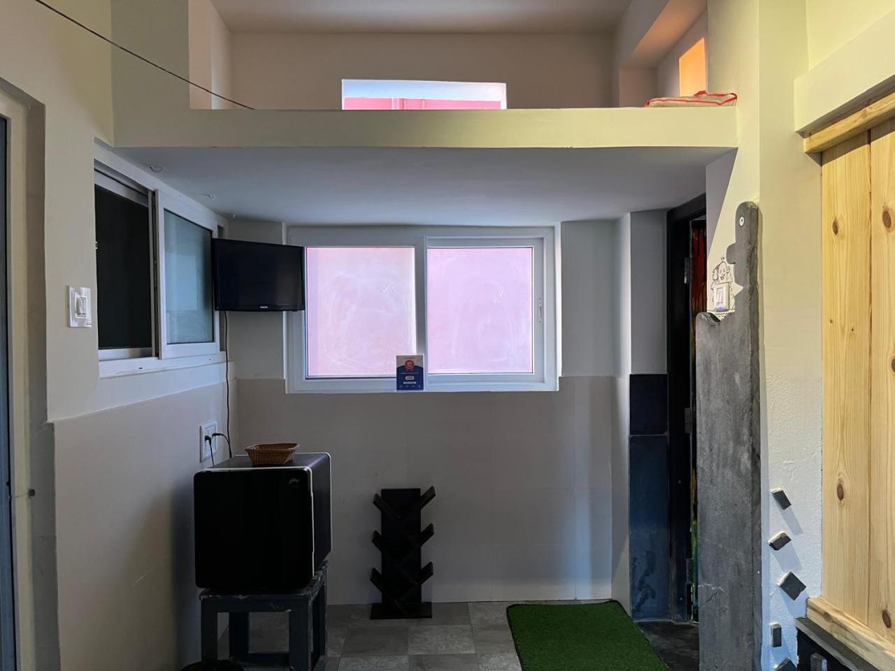 Nirman Homestay 5 Minutes Walk To Beach Puri Exterior photo