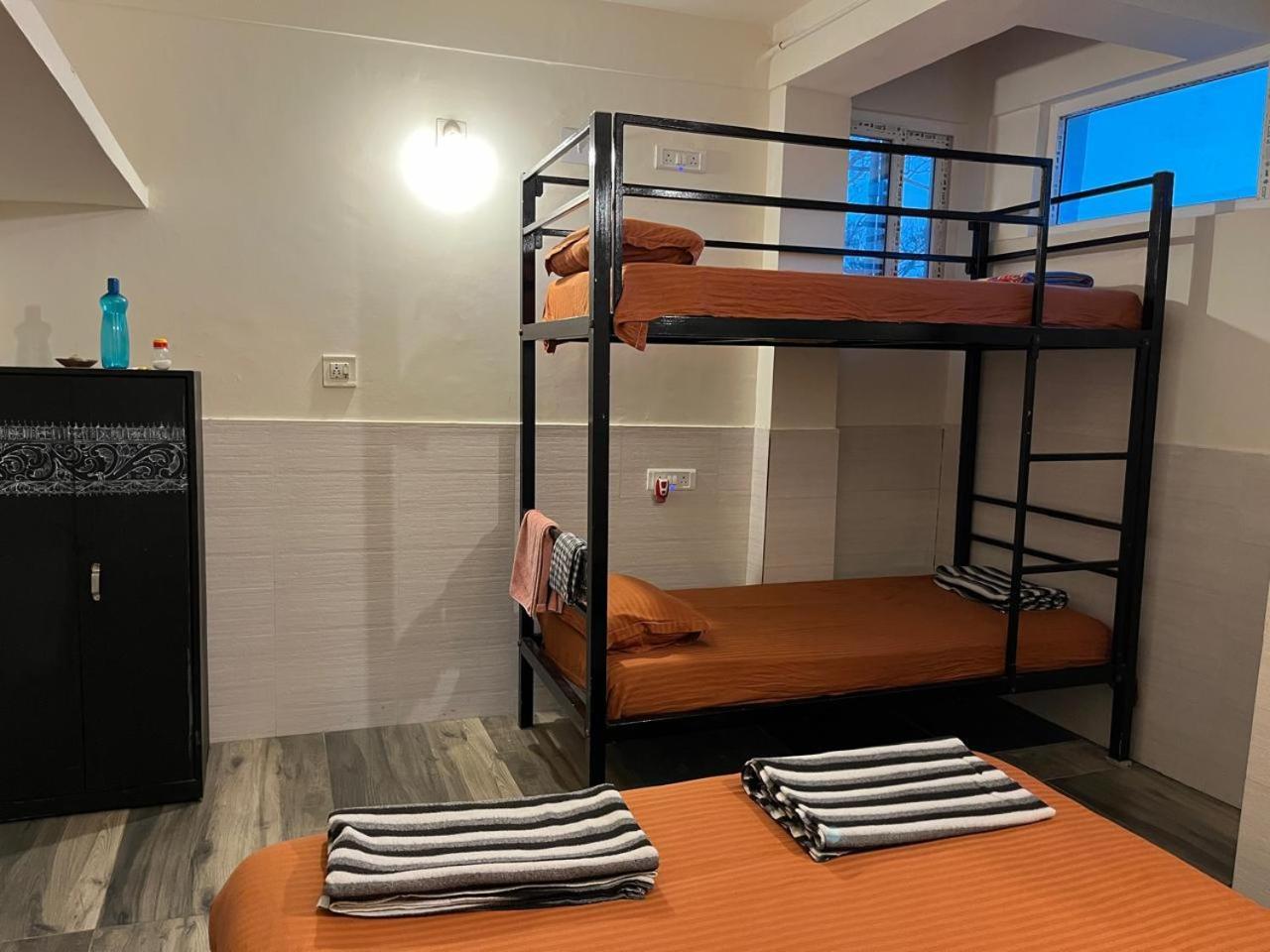 Nirman Homestay 5 Minutes Walk To Beach Puri Exterior photo